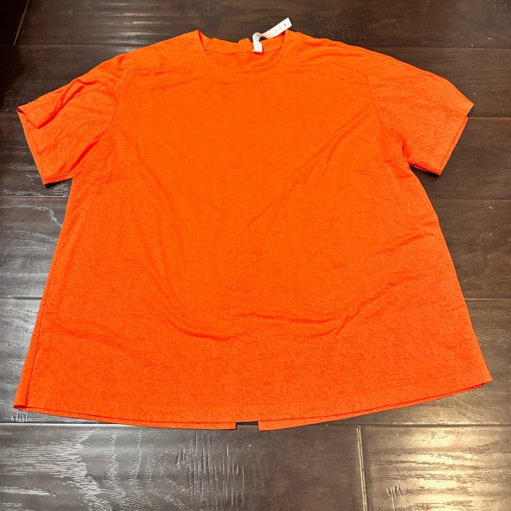 Lululemon orange shirt